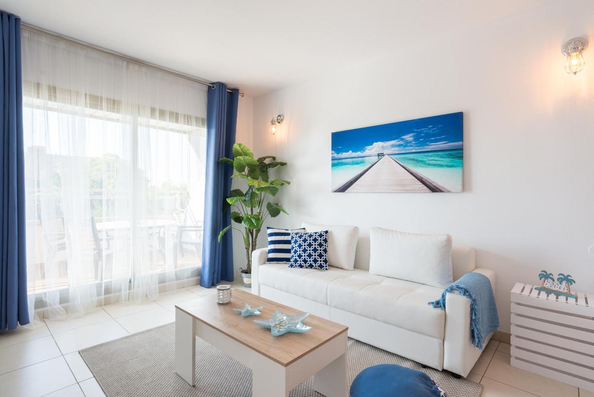 Apartamento Hill With Terrace, Parking, Pool & Paddle Court *
